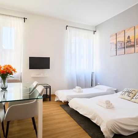 Duomo Charme Apartment Мілан Екстер'єр фото