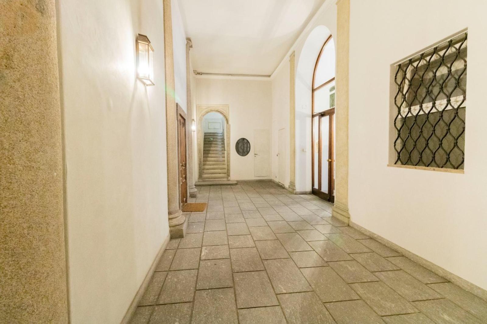 Duomo Charme Apartment Мілан Екстер'єр фото